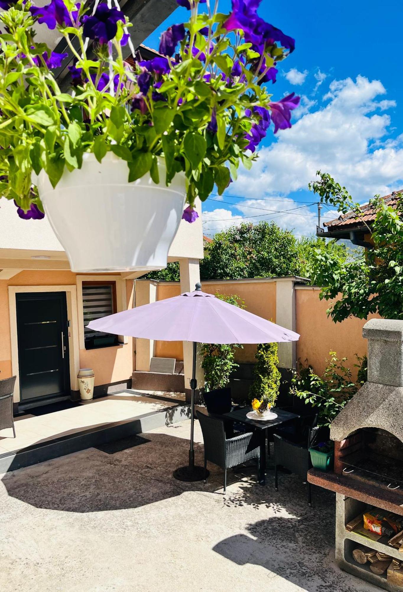 Apartman Irma Sweet Сараево Экстерьер фото